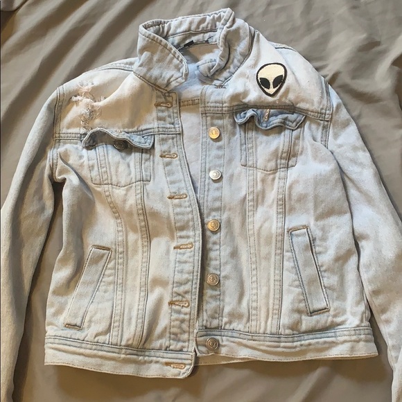 Jean jacket! - Picture 1 of 8